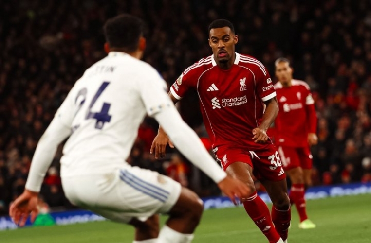 تعثر جديد لليفربول وتعادل كريستال بالاس مع فولهام