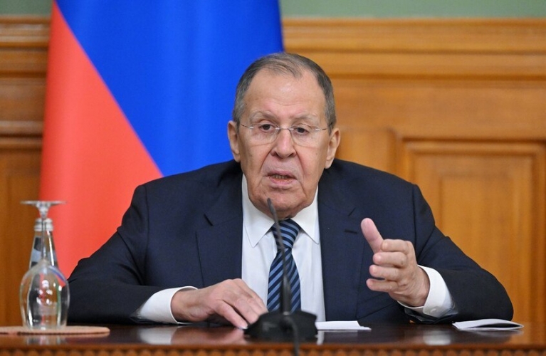 لافروف: لا يمكن لأي طرف ثالث أن يغير طبيعة العلاقات بين روسيا وإيران