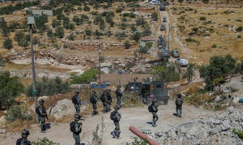 توغل إسرائيلي وفتح طريق داخل الشريط الفاصل غرب الرفيد بريف القنيطرة