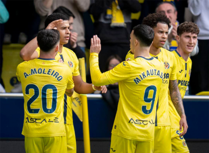 فياريال يتغلب على إلتشي في الدوري الإسباني لكرة القدم