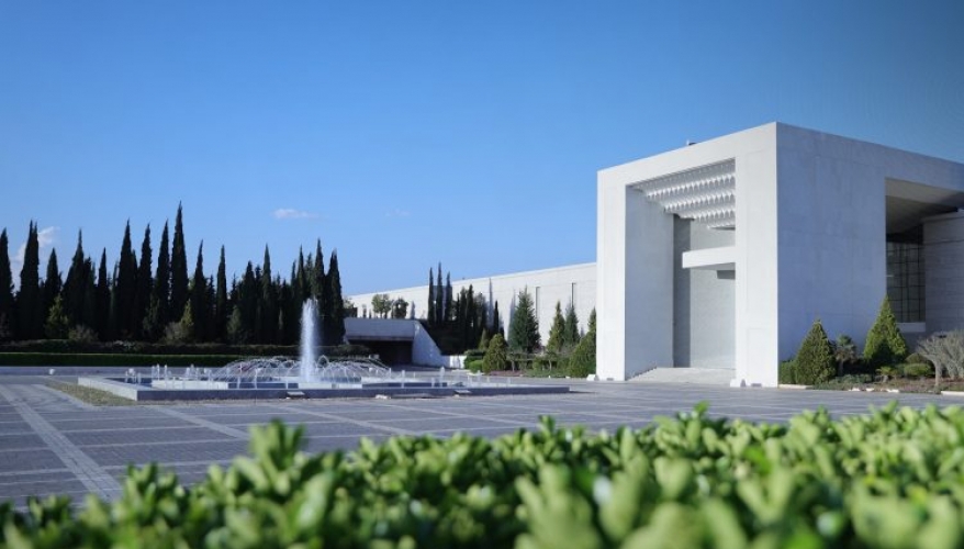 الرئيس الشرع يصدر مرسوماً بإحداث الهيئة العامة للإمداد والتوريد