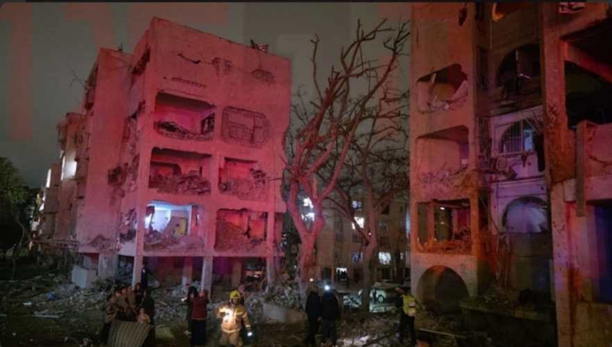 إعلام إسرائيلي: كارثة في عراد  88 إصابة وإخلاء 150 عائلة بعد هجوم إيران الصاروخي