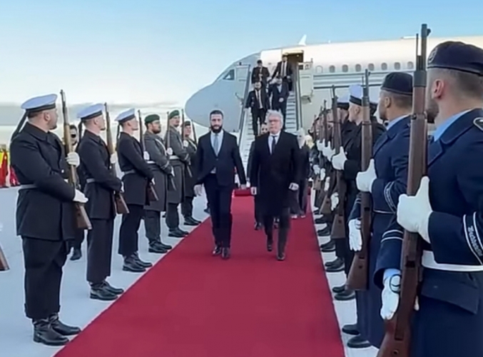 الرئيس الشرع يصل العاصمة الألمانية برلين في إطار زيارة رسمية