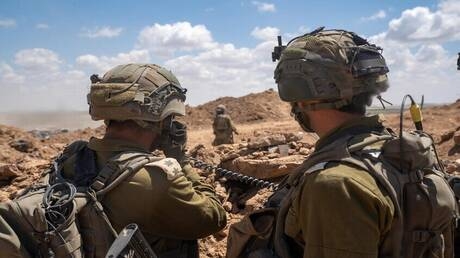 جيش الاحتلال الاسرائيلي يقصف محيط بلدة كودنة بريف القنيطرة الجنوبي