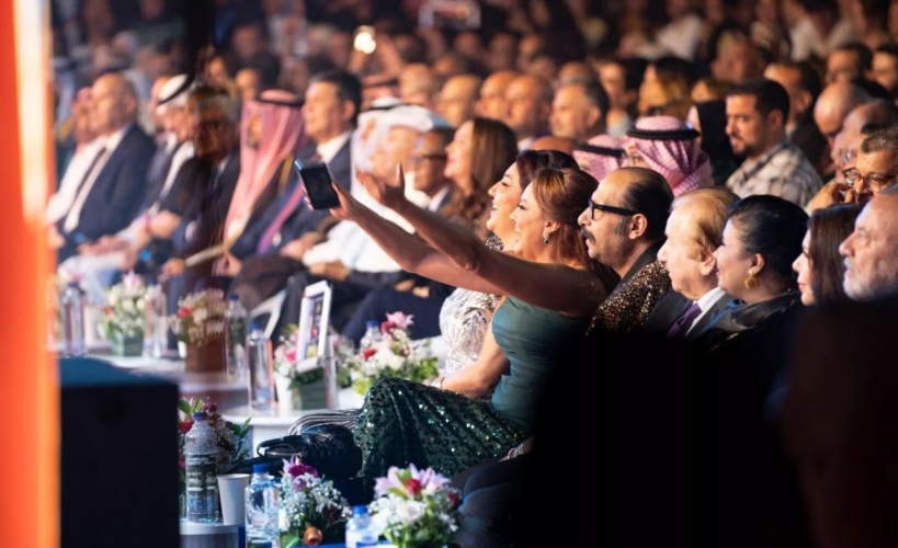 المهرجان العربي للإذاعة والتلفزيون يكرم عددا من الوجوه الفنية والإعلامية العربية