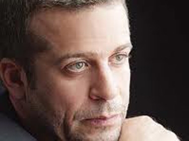 شريف منير: أنا ضد إهانة مبارك