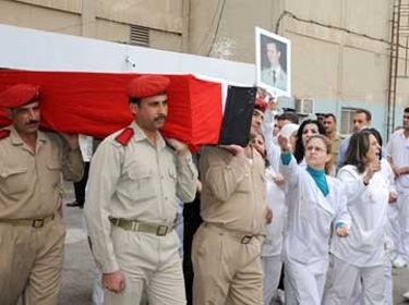 تشييع جثماني شهيدين من الجيش والقوى الأمنية إلى مثوييهما الأخيرين   