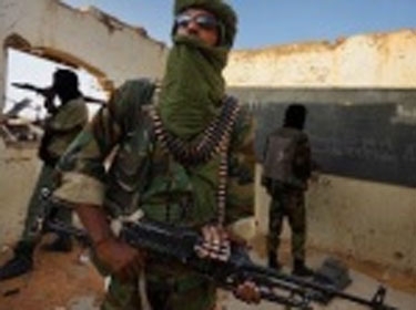 رئيس الاركان القطري يعترف ان المئات من القطريين شاركوا في العمليات على الاراضي الليبية