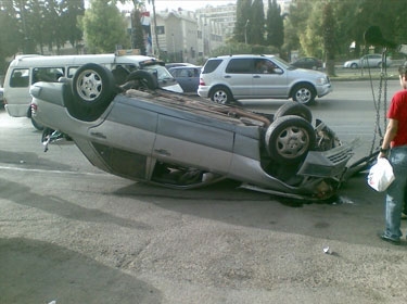 من هو القاتل؟.. رزمة من الأخطاء الفنية والمرورية فتحت باباً لـ 