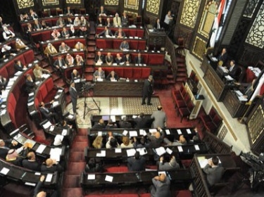 4 مرشحين جدد.. إغلاق باب الترشح في الانتخابات الرئاسية السورية اليوم