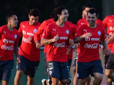 تشيلي تلاقي أستراليا في المجموعة الثانية لمونديال البرازيل