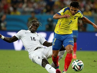 فرنسا وسويسرا يتأهلان للدور الثاني من المونديال