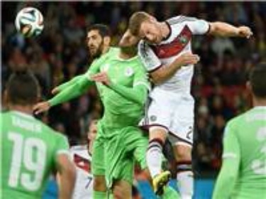 ألمانيا تنجو من الكابوس الجزائري وتضرب موعداً مع فرنسا