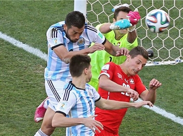 دي ماريا ينقذ الأرجنتين من العقارب 