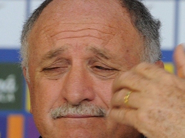 سكولاري يغادر منتخب السامبا ومورينيو يرفض تولي مكانه 