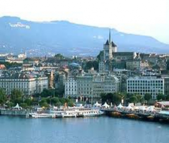 وفد الجمهورية العربية السورية لمحادثات السلام يصل جنيف‎