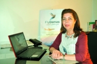 وكيلة الضيافة الجوية في فلاي داماس: 