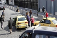 الأجرة شريعة السائقين.. عدادات 