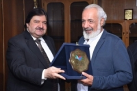  وزارة الثقافة تكرم الفنان أيمن زيدان ومجموعة من الأدباء والناشرين