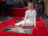  إحدى شخصيات 