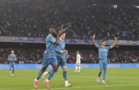 نابولي يهزم ضيفه إمبولي بثلاثية نظيفة في الدوري الإيطالي