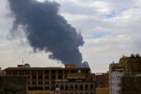 اليمن: عدوان إسرائيلي على اليمن يستهدف مطار صنعاء الدولي ومحطّات كهرباء