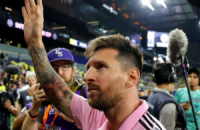 نادي أرجنتيني يقدم 