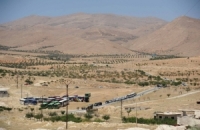 أزمة شاحنات على الحدود السورية مع الأردن ولبنان ونظام الـ باك تو باك