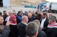 استمرار قطع الطريق في لبنان على الشاحنات السورية وسط تعثر المفاوضات