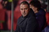 بعد صدمتي أتلتيكو وجيرونا.. فليك يوجه رسالة حاسمة لنجوم برشلونة  