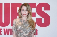 أنجلينا جولي تستعد لمغادرة الولايات المتحدة نهائياً.. ما وجهتها المقبلة؟