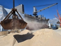 فصل أكثر من 112 عاملاً في فوسفات طرطوس غالبيتهم من أبناء مكون سوري واحد